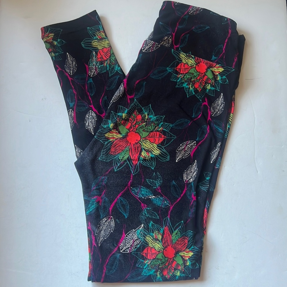 LuLaRoe Floral One Size Leggings